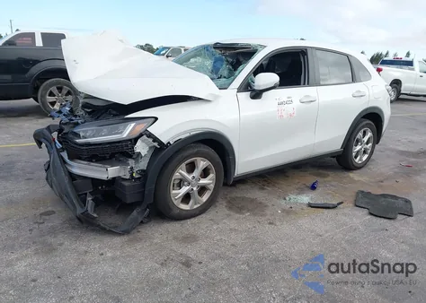 2023 Honda Hr-V 2Wd Lx from USA, damaged, VIN 3CZRZ1H30PM739940